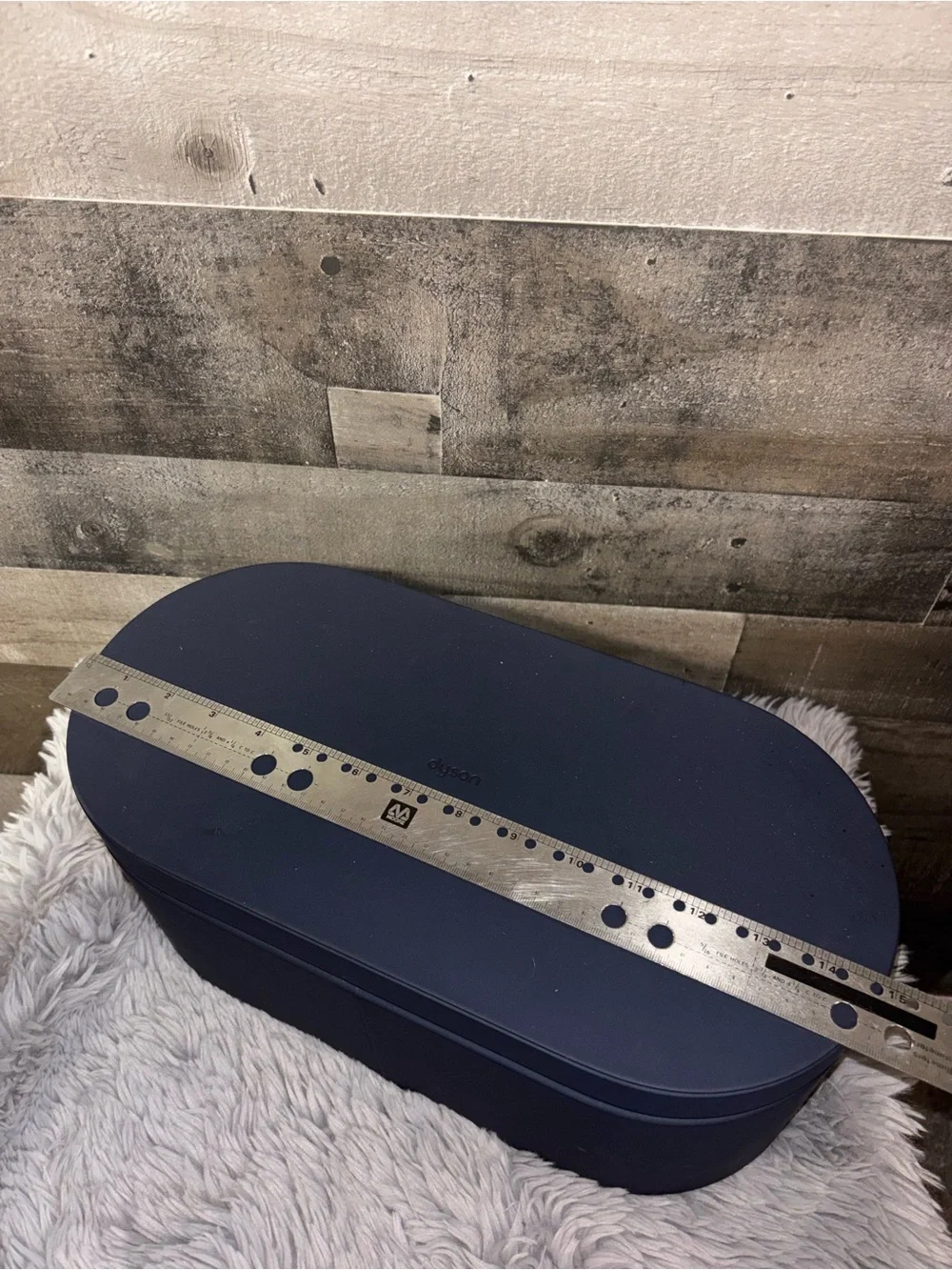 Dyson sleek oval